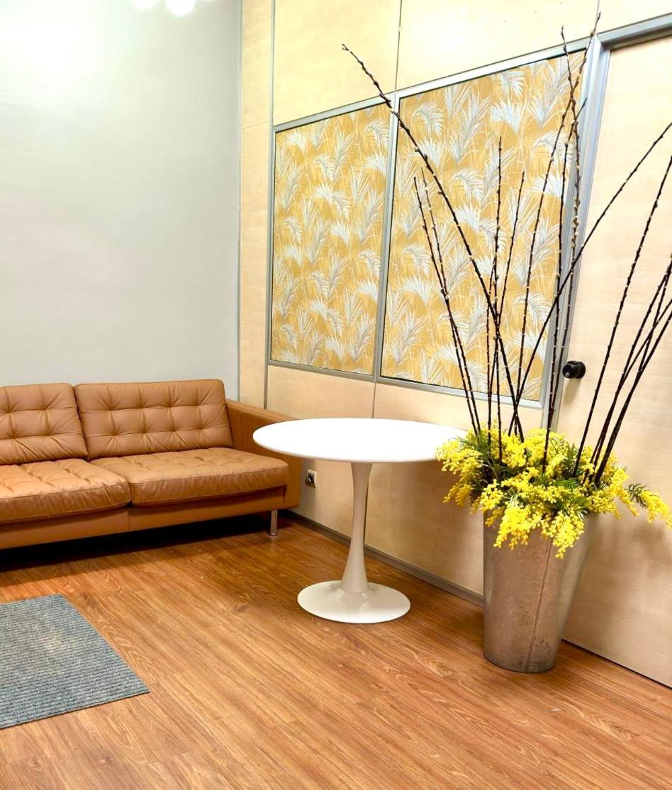 Hostel Acacias Madrid Kültér fotó