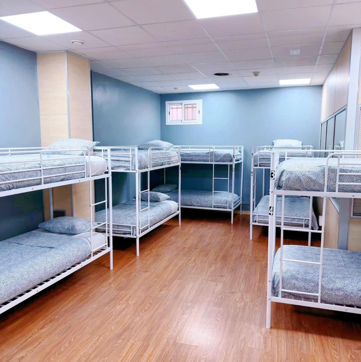 Hostel Acacias Madrid Kültér fotó